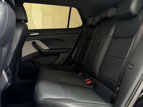 VOLKSWAGEN-T-CROSS-1.4 250 TSI TOTAL FLEX HIGHLINE AUTOMÁTICO VOLKSWAGEN-T-CROSS-2023