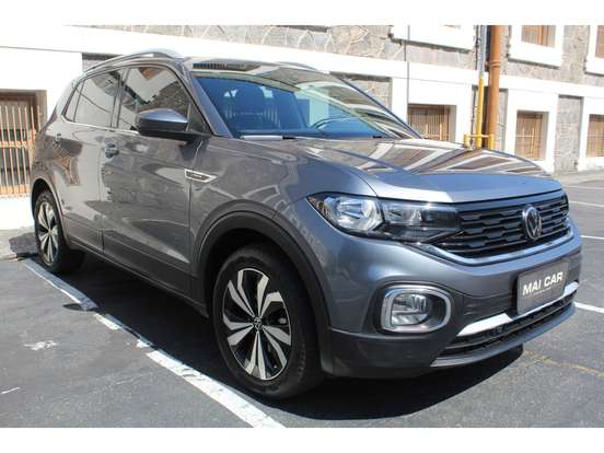 VOLKSWAGEN-T-CROSS-1.4 250 TSI TOTAL FLEX HIGHLINE AUTOMÁTICO VOLKSWAGEN-T-CROSS-2023