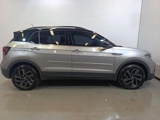VOLKSWAGEN-T-CROSS-2024
