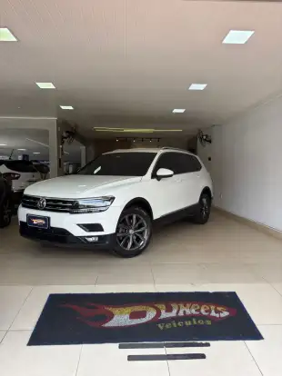 VOLKSWAGEN-TIGUAN-1.4 250 TSI TOTAL FLEX ALLSPACE TIPTRONIC VOLKSWAGEN-TIGUAN-2018