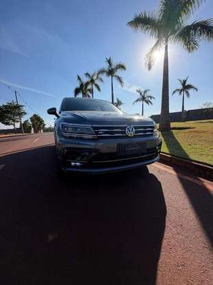 VOLKSWAGEN-TIGUAN-2019