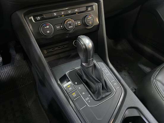 VOLKSWAGEN-TIGUAN-2019