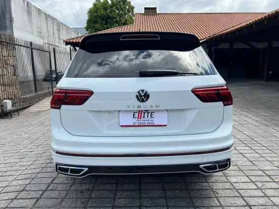 VOLKSWAGEN-TIGUAN-2024