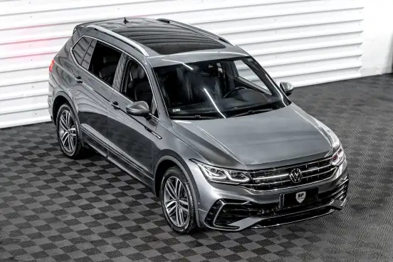 VOLKSWAGEN-TIGUAN-2.0 300 TSI GASOLINA ALLSPACE R-LINE AUTOMÁTICO VOLKSWAGEN-TIGUAN-2023