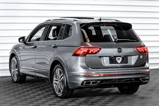VOLKSWAGEN-TIGUAN-2023