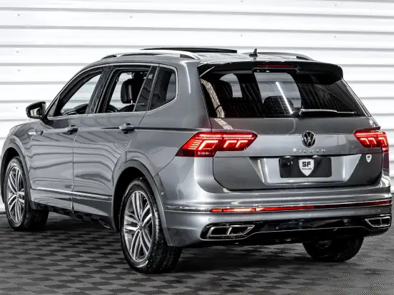 VOLKSWAGEN-TIGUAN-2.0 300 TSI GASOLINA ALLSPACE R-LINE AUTOMÁTICO VOLKSWAGEN-TIGUAN-2023