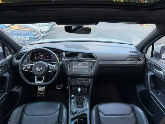 VOLKSWAGEN-TIGUAN-2020