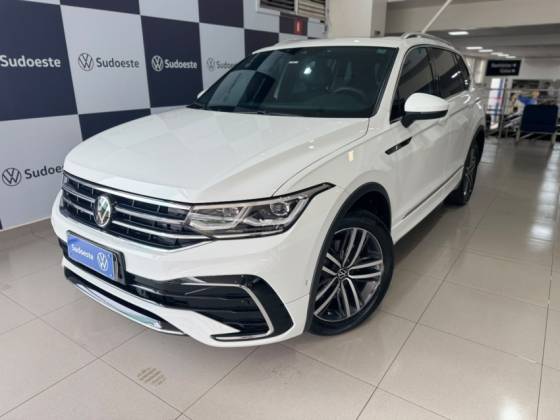 VOLKSWAGEN TIGUAN 2.0 300 TSI GASOLINA ALLSPACE R-LINE AUTOMÁTICO