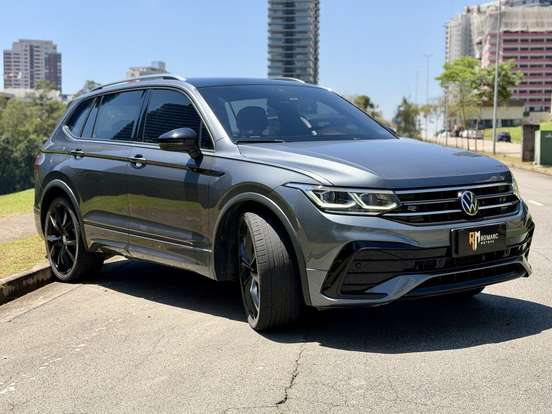 VOLKSWAGEN-TIGUAN-2.0 300 TSI GASOLINA ALLSPACE R-LINE AUTOMÁTICO VOLKSWAGEN-TIGUAN-2023