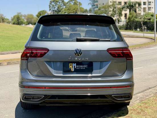 VOLKSWAGEN-TIGUAN-2023