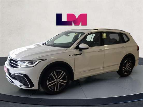 VOLKSWAGEN-TIGUAN-2.0 300 TSI GASOLINA ALLSPACE R-LINE AUTOMÁTICO VOLKSWAGEN-TIGUAN-2024