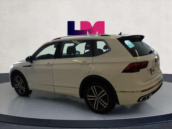 VOLKSWAGEN-TIGUAN-2.0 300 TSI GASOLINA ALLSPACE R-LINE AUTOMÁTICO VOLKSWAGEN-TIGUAN-2024