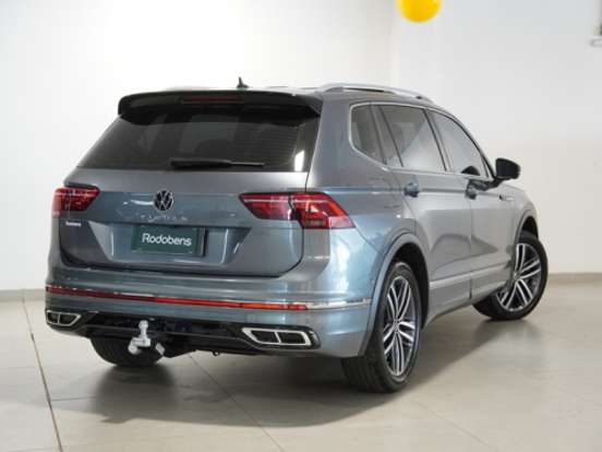 VOLKSWAGEN-TIGUAN-2.0 300 TSI GASOLINA ALLSPACE R-LINE AUTOMÁTICO VOLKSWAGEN-TIGUAN-2024