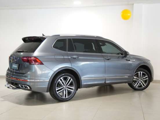 VOLKSWAGEN-TIGUAN-2.0 300 TSI GASOLINA ALLSPACE R-LINE AUTOMÁTICO VOLKSWAGEN-TIGUAN-2024