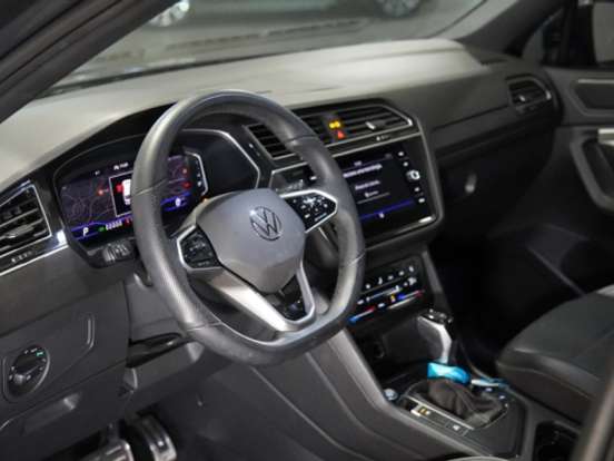 VOLKSWAGEN-TIGUAN-2.0 300 TSI GASOLINA ALLSPACE R-LINE AUTOMÁTICO VOLKSWAGEN-TIGUAN-2024
