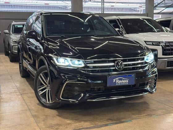VOLKSWAGEN TIGUAN 2.0 300 TSI GASOLINA ALLSPACE R-LINE AUTOMÁTICO