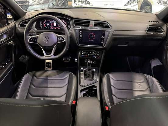 VOLKSWAGEN-TIGUAN-2.0 300 TSI GASOLINA ALLSPACE R-LINE AUTOMÁTICO VOLKSWAGEN-TIGUAN-2023