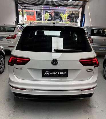VOLKSWAGEN-TIGUAN-2019