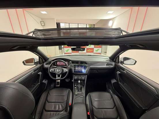 VOLKSWAGEN-TIGUAN-2019
