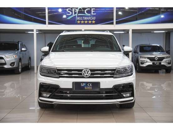 VOLKSWAGEN-TIGUAN-2019