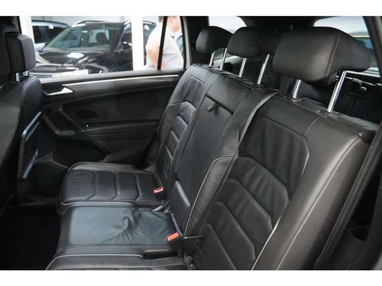 VOLKSWAGEN-TIGUAN-2019