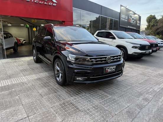 VOLKSWAGEN-TIGUAN-2018