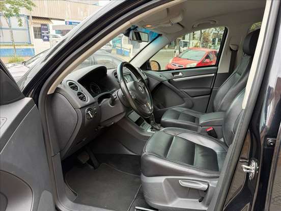 VOLKSWAGEN-TIGUAN-2.0 TSI 16V TURBO GASOLINA 4P TIPTRONIC VOLKSWAGEN-TIGUAN-2013