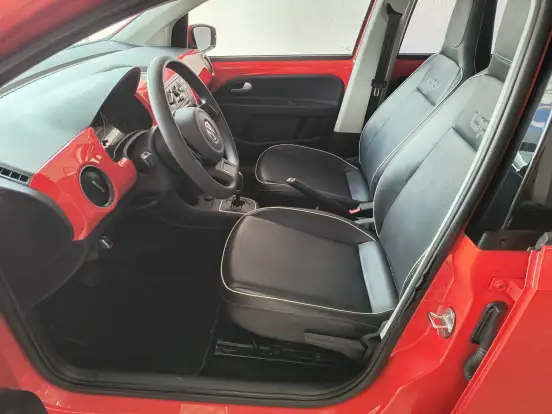 VOLKSWAGEN-UP-1.0 MPI HIGH UP 12V FLEX 4P AUTOMATIZADO VOLKSWAGEN-UP-2016