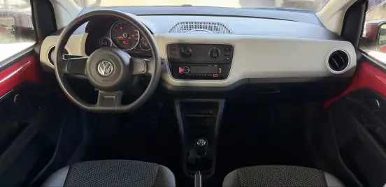 VOLKSWAGEN-UP-2014