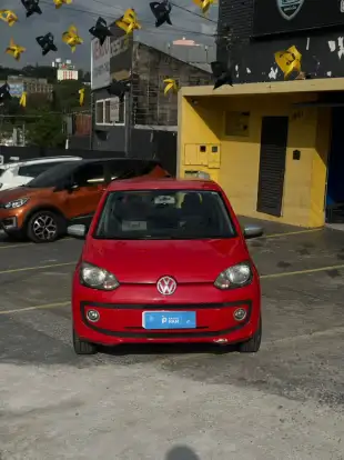 VOLKSWAGEN-UP-2015
