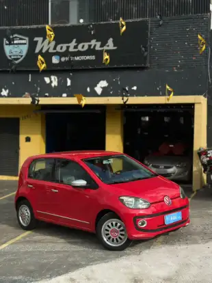 VOLKSWAGEN-UP-2015