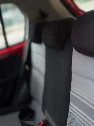 VOLKSWAGEN-UP-2015