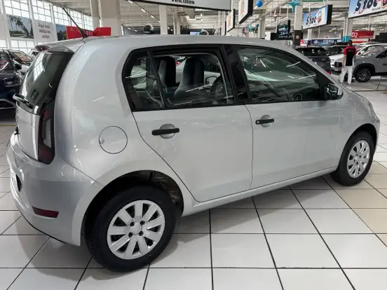 VOLKSWAGEN-UP-2017