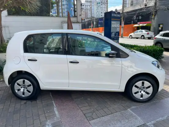 VOLKSWAGEN-UP-1.0 MPI TAKE UP 12V FLEX 4P MANUAL VOLKSWAGEN-UP-2015