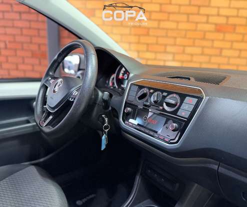 VOLKSWAGEN-UP-2019