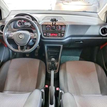 VOLKSWAGEN-UP-2019