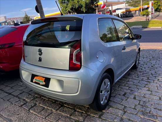 VOLKSWAGEN-UP-2016
