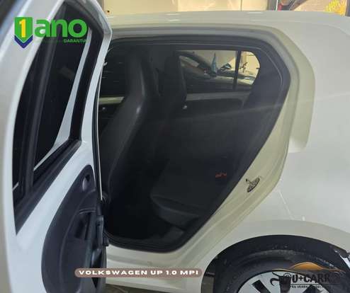 VOLKSWAGEN-UP-2020