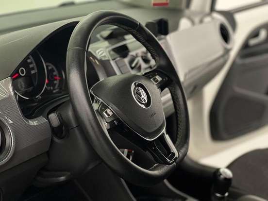 VOLKSWAGEN-UP-1.0 TSI HIGH UP 12V FLEX 4P MANUAL VOLKSWAGEN-UP-2017