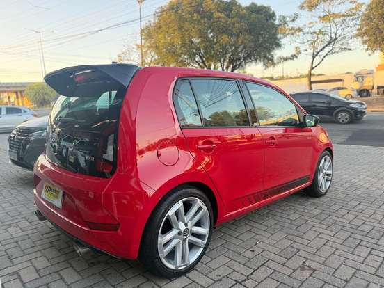 VOLKSWAGEN-UP-2017