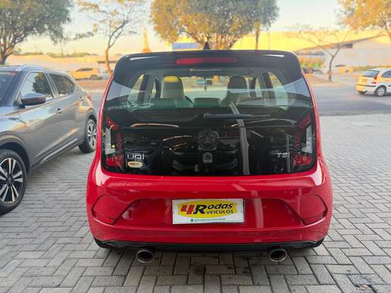 VOLKSWAGEN-UP-2017