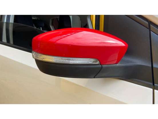 VOLKSWAGEN-UP-2017