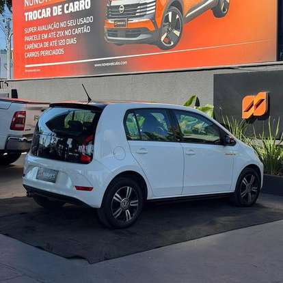 VOLKSWAGEN-UP-2019