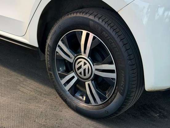 VOLKSWAGEN-UP-1.0 TSI PEPPER 12V FLEX 4P MANUAL VOLKSWAGEN-UP-2019