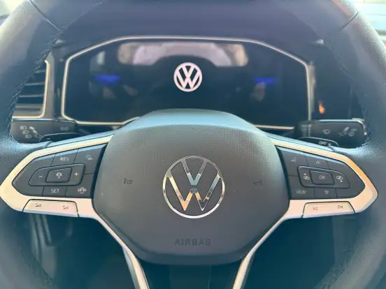 VOLKSWAGEN-VIRTUS-2023