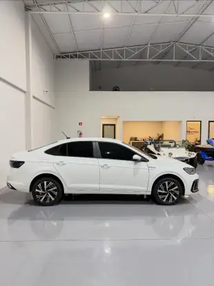 VOLKSWAGEN-VIRTUS-2024