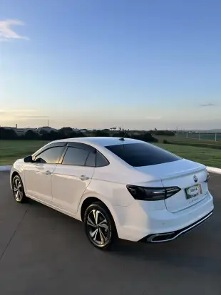 VOLKSWAGEN-VIRTUS-2023