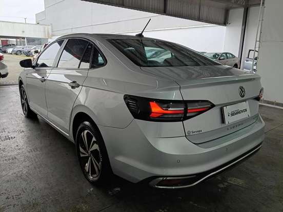 VOLKSWAGEN-VIRTUS-2023