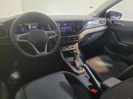 VOLKSWAGEN-VIRTUS-2023