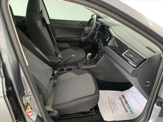 VOLKSWAGEN-VIRTUS-1.0 170 TSI AUTOMÁTICO VOLKSWAGEN-VIRTUS-2025